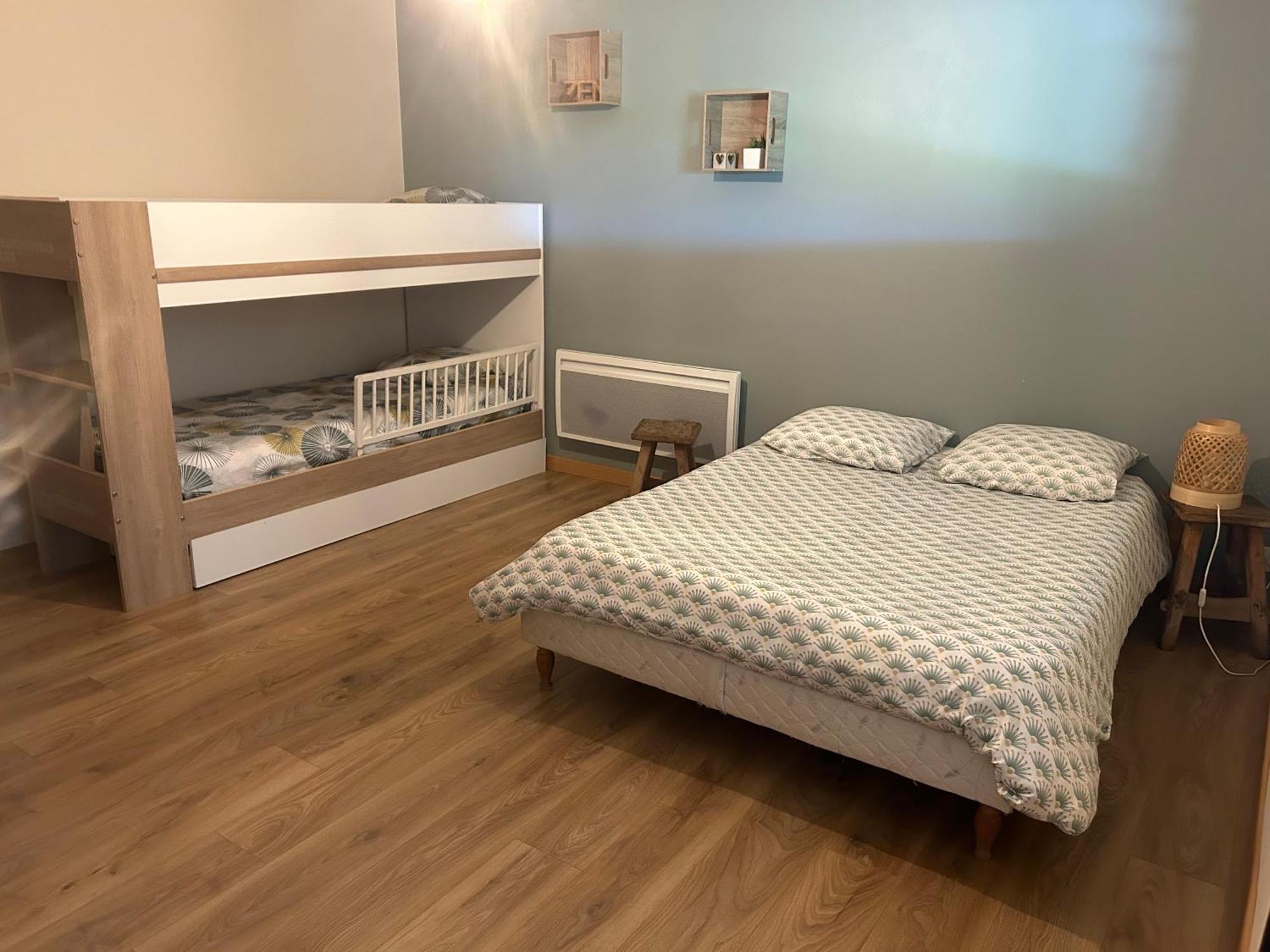 Au Coeur Des Bois Apartment Saint-Germain-du-Salembre ภายนอก รูปภาพ